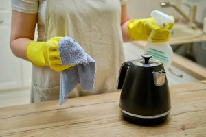Sem esforço: limpar a chaleira elétrica é mais fácil do que todos pensam
