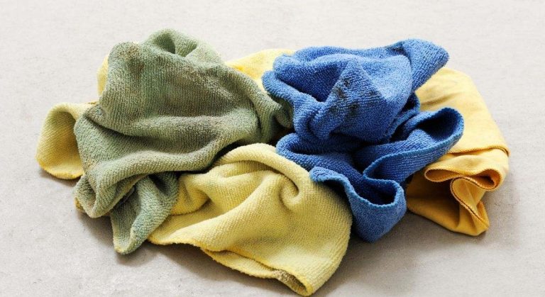 Um truque simples que deve ser usado para manter os panos de cozinha impecavelmente limpos, segundo um especialista em limpeza