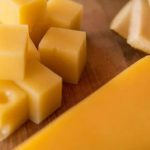 Queijo colombiano foi retirado de venda devido à possível presença de uma bactéria perigosa